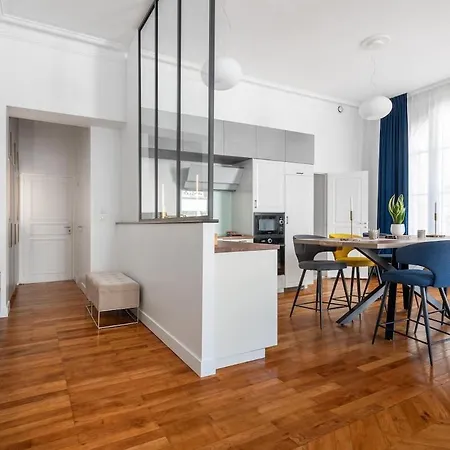 Apartment D'exception En Plein Coeur De Caen